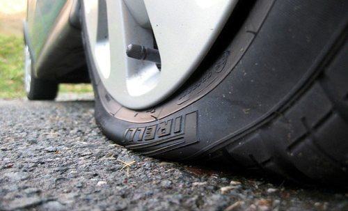 how-run-flat-tires-work-11261_1