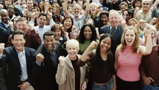 happy-crowd