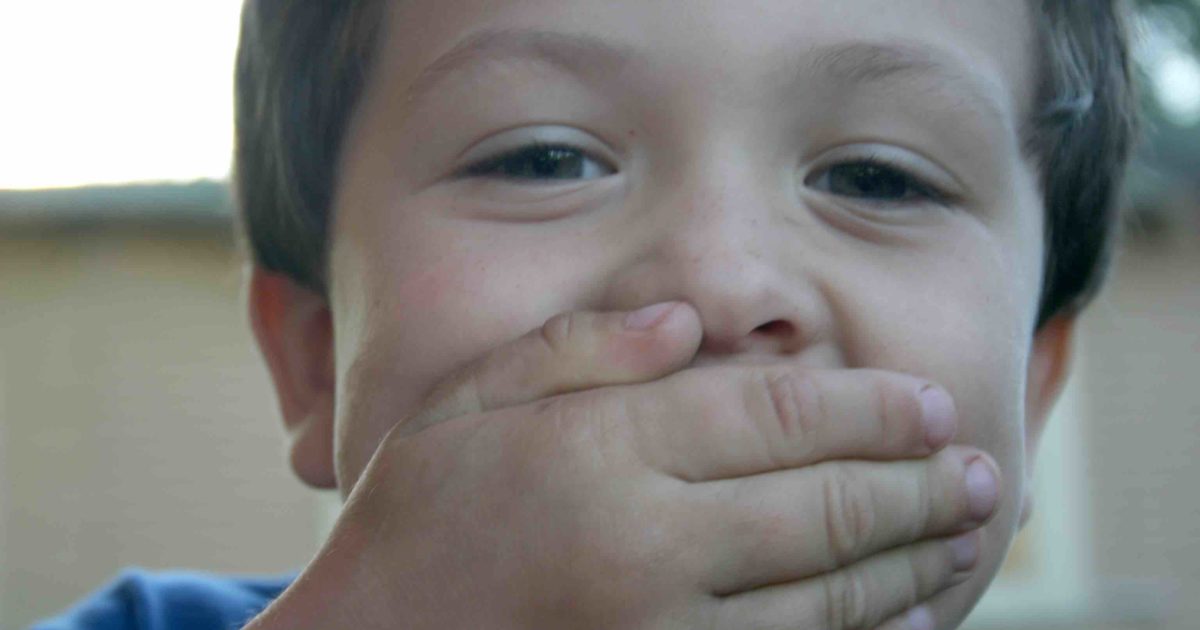 частая отрыжка у ребенка 5 лет. сильные отрыжки у ребенка. сильные отрыжки у ребенка. тяжесть в желудке и отрыжка воздухом. ребенок говорит.